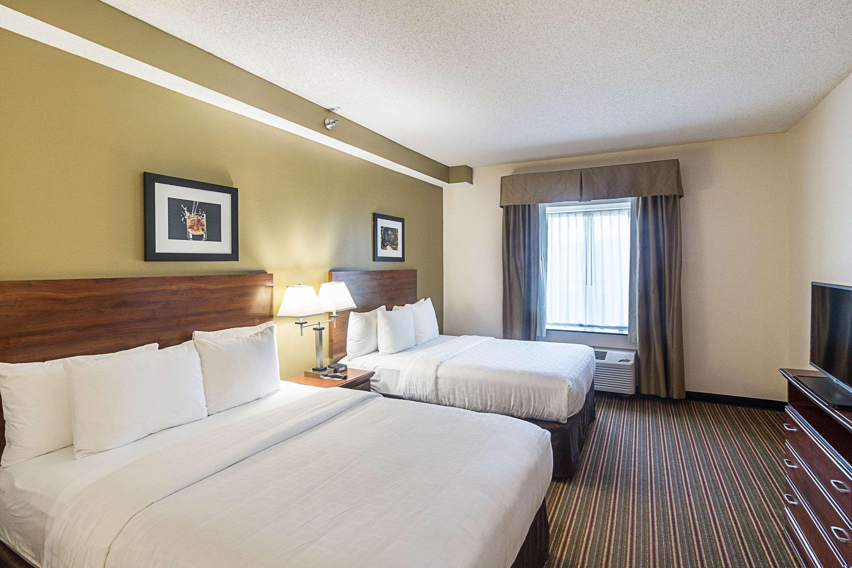 Quality Inn & Suites West Chase Х'юстон Екстер'єр фото