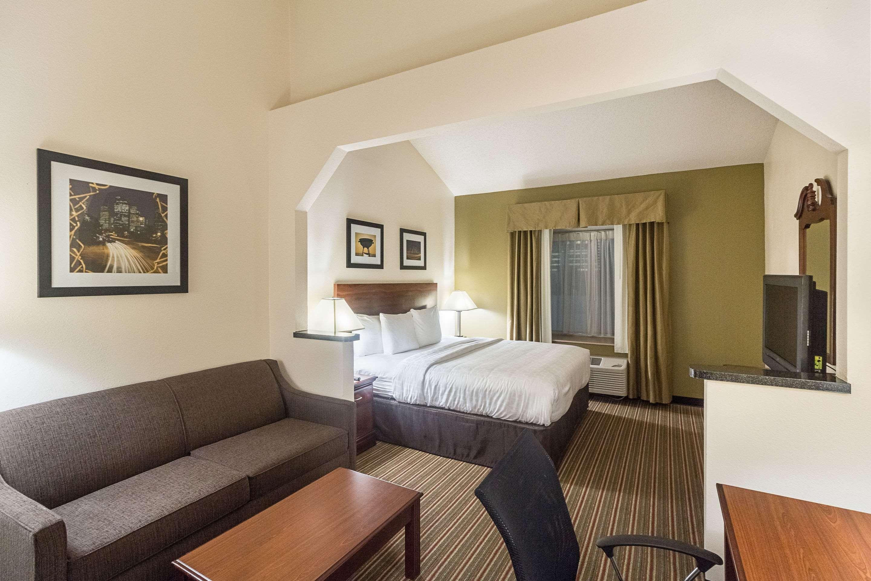 Quality Inn & Suites West Chase Х'юстон Екстер'єр фото