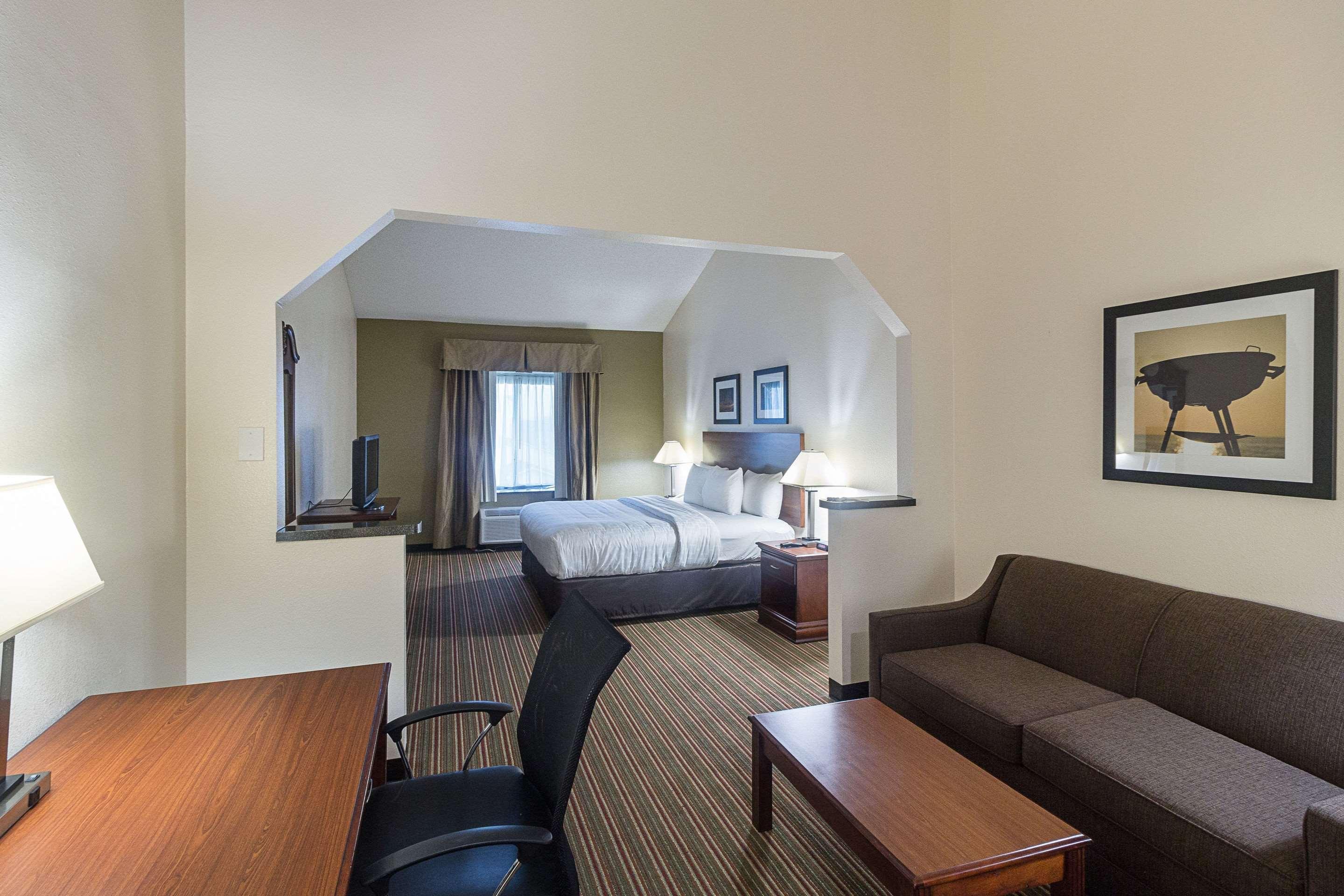 Quality Inn & Suites West Chase Х'юстон Екстер'єр фото
